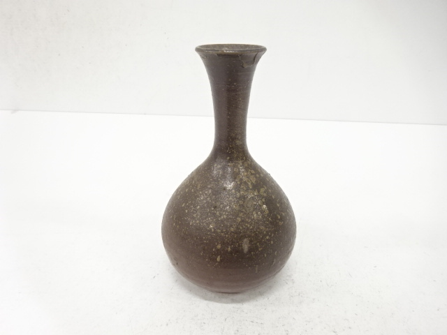 JAPANESE CERAMICS / BIZEN WARE FLOWER VASE / ARTISAN WORK